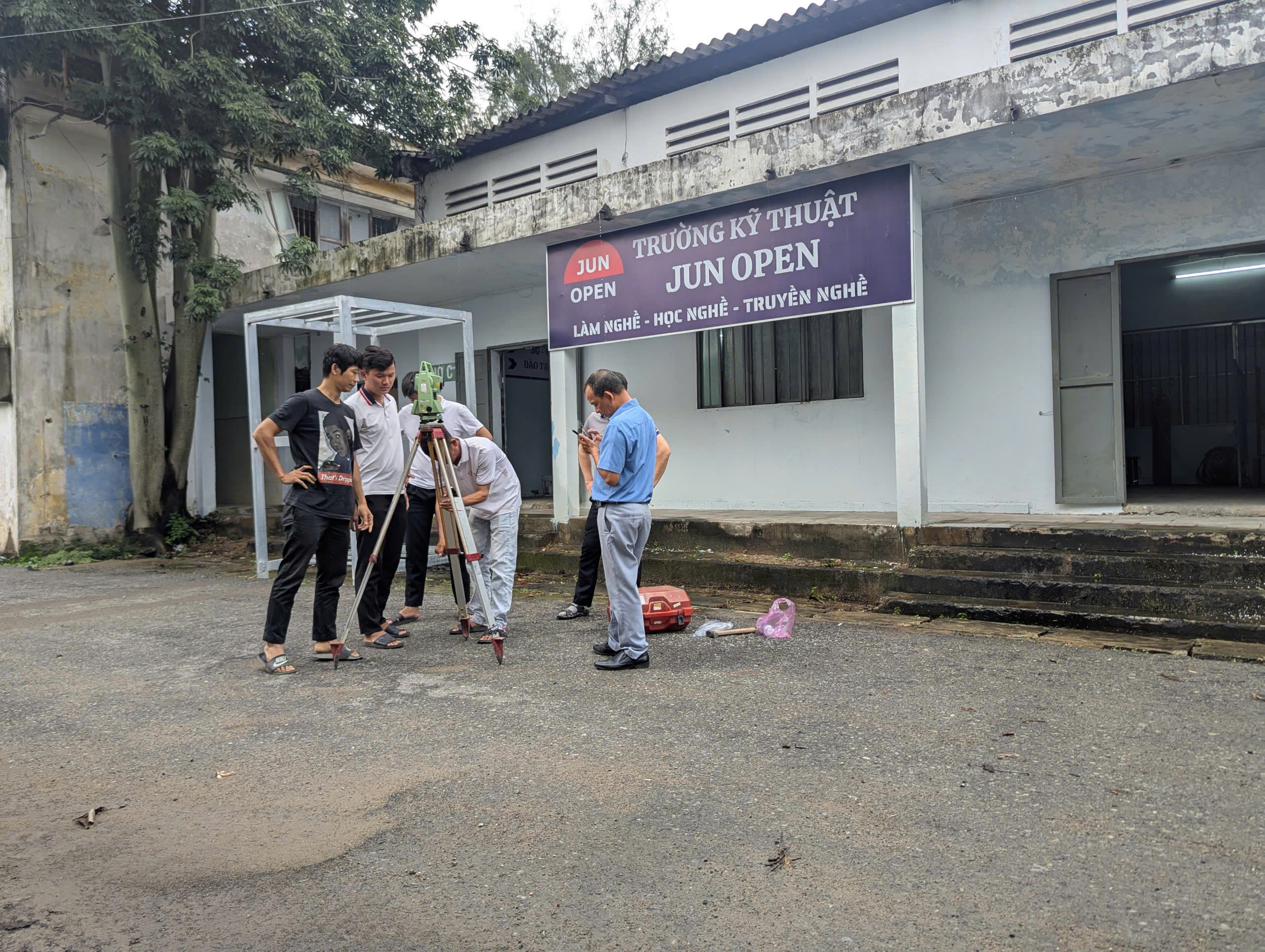 Hình ảnh Trường Kỹ Thuật JUN OPEN - Trường Kỹ Thuật JUN OPEN